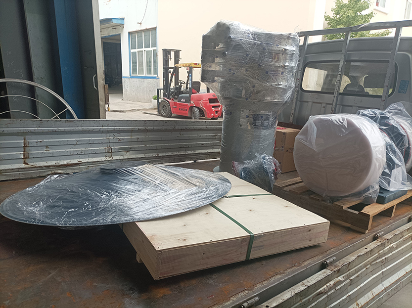 電機、上蓋、網(wǎng)架、旋振篩發(fā)貨