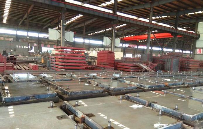 河北客戶振動(dòng)平臺(tái)使用設(shè)備現(xiàn)場(chǎng)